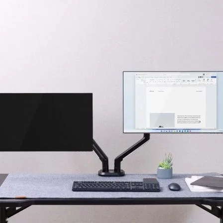 Aisens Soporte Gaming para 2 Monitores con Iluminación RGB Negro-Blanco Aisens Soporte Gaming para 2 Monitores con Iluminación RGB Negro-Blanco